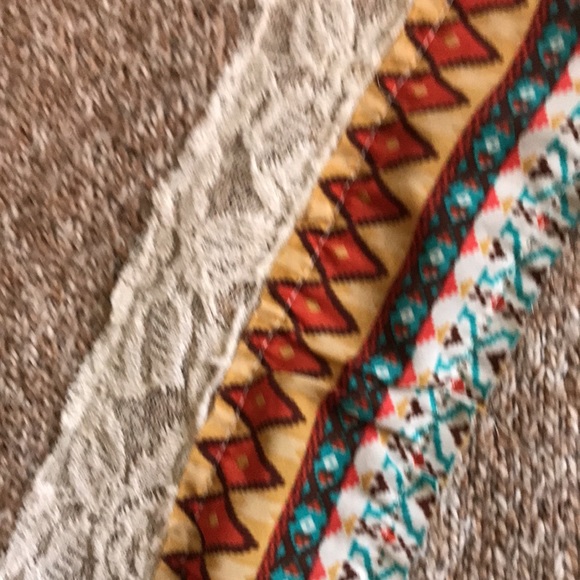 BKE sweatshirt with sweater material very unique hardly worn - Picture 3 of 3